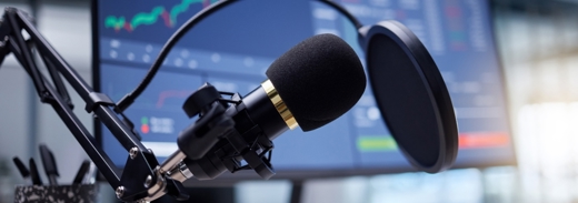 Shutterstock 2272017009