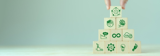 Shutterstock 2176415925