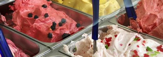 Strawberry Ice Cream 2239377 1920